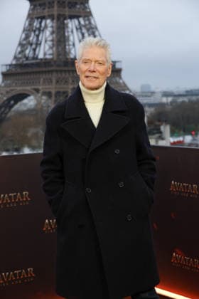Stephen Lang Photocall du film Avatar Fire and Ash Avatar de Feu et de Cendres à lhôtel Shangri La à Paris le 4 décembre 2025 Coadic Guirec Bestimage Photocall for the film Avatar Fire and Ash at the Shangri La Hotel in Paris on December 4, 2025 Paris France  Copyright: xCOADICxGUIRECx xBESTIMAGExCOADICxGUIRECx xBESTIMAGEx
