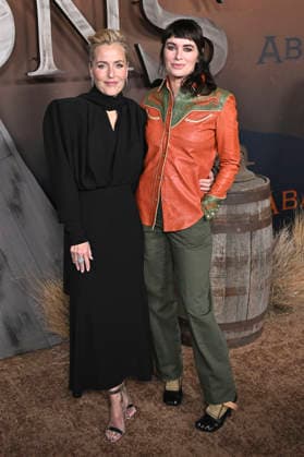 Gillian Anderson und Lena Headey bei der Premiere der Netflix-Serie The Abandons im Netflix Tudum Theater. Los Angeles, 03.12.2025
