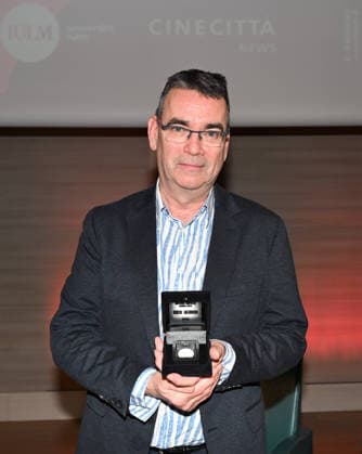 Milan,Italy Mick Herron receives the Raymond Chandler Award at the Noir in Festival with masterclass at the IULM In the photo:Mick Herron Award Raymond Chandler at the Noir in Festival  Copyright: xNickxZonnax xipa-agency.netx xNickxZonnax IPA_Agency_IPA68737783