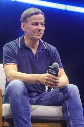 SaO PAULO, SP - 04.12.2025: CCXP25 - Actor Tom Wlaschiha during a panel on the Thunder Stage at CCXP25 on Thursday afternoon (04) in which he spoke about his career and roles in series such as Game of Thrones and Stranger Things. CCXP is the largest pop culture event in the world and takes place in Sao Paulo between December 4 and 7 at Sao Paulo Expo, in the south of the capital. x2853279x  YurixMurakami