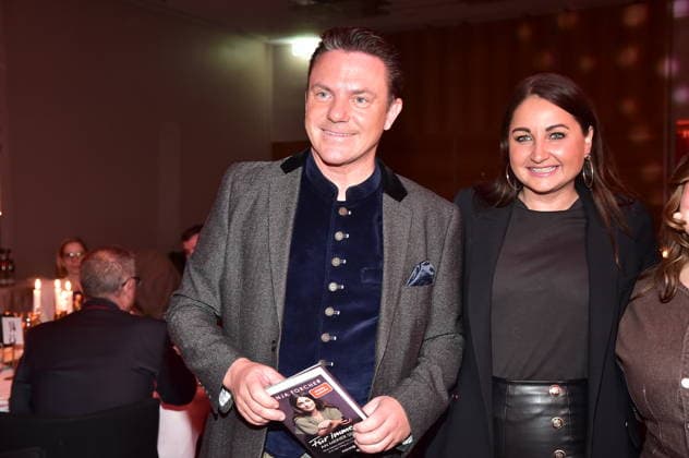 2. Kindeswohl-Berlin Charity Gala 2025 Stefan Mross mit Freundin Eva Luginger Ankunft, roter Teppich 2. Kindeswohl-Berlin Charity Gala 2025Ò im Hotel Pullman Berlin Schweizerhof in Berlin am 04.12.2025