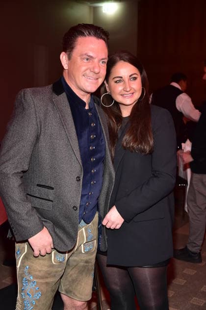 2. Kindeswohl-Berlin Charity Gala 2025 Stefan Mross mit Freundin Eva Luginger Ankunft, roter Teppich 2. Kindeswohl-Berlin Charity Gala 2025Ò im Hotel Pullman Berlin Schweizerhof in Berlin am 04.12.2025