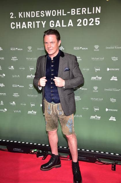 2. Kindeswohl-Berlin Charity Gala 2025 Stefan Mross, Schlagersänger Ankunft, roter Teppich 2. Kindeswohl-Berlin Charity Gala 2025Ò im Hotel Pullman Berlin Schweizerhof in Berlin am 04.12.2025
