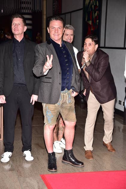 2. Kindeswohl-Berlin Charity Gala 2025 Stephan Mross, Saenger, Moderator Ankunft, roter Teppich 2. Kindeswohl-Berlin Charity Gala 2025Ò im Hotel Pullman Berlin Schweizerhof in Berlin am 04.12.2025