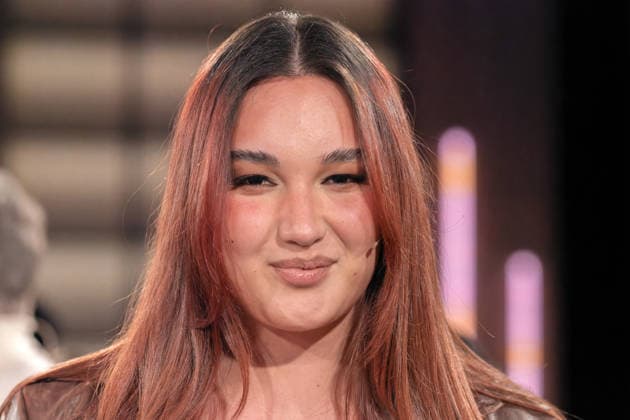 Kölner Treff am 05. Dezember 2025. Im Bild das Model Alex Mariah Peter. Sie gewann als erste Transfrau den Wettbewerb um Germany™s Next Topmodel. Susan Link und Micky Beisenherz befragten ihre Gäste auf ihre eigene Art mit spannenden Ergebnissen. Köln Nordrhein-Westfalen Deutschland