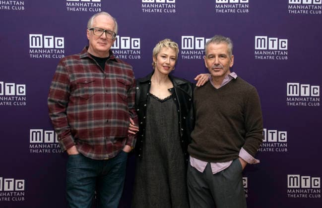 December 4, 2025, New York, Ny, United States: Tracy Letts, Carrie Coon and David Cromer attend the press event of the new production Bug . Held at Manhattan Theatre Club Studios in New York. Zuma Press December 4, 2025. New York United States - ZUMAp281 20251204_zea_p281_023 Copyright: xPhotoxImagexPressx