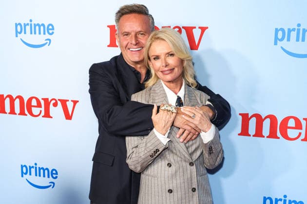 Los Angeles Special Screening Of Amazon Prime Video s Merv CULVER CITY, LOS ANGELES, CALIFORNIA, USA - DECEMBER 04: British-American television producer Mark Burnett and wife Irish actress, producer, and author Roma Downey arrive at the Los Angeles Special Screening Of Amazon Prime Video s Merv held at The Culver Theater on December 4, 2025 in Culver City, Los Angeles, California, United States., Credit:Xavier Collin Avalon United States, California, Culver City, The Culver Theater  Copyright: xXavierxCollinx xAvalonx 1056628747