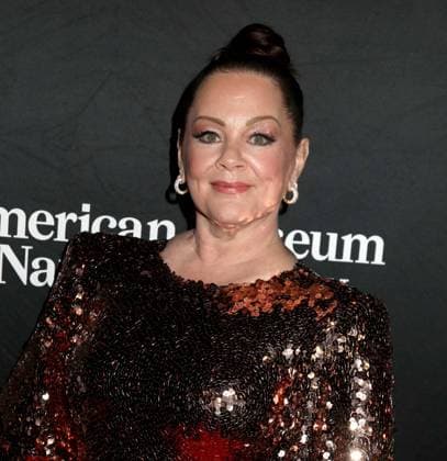 December 4, 2025, New York, New York, USA: Actor MELISSA MCCARTHY seen during the red carpet arrivals for American Museum of Natural History Ã¢â‚¬ËœThe Museum GalaÃ¢â‚¬â ¢ 2025 held at AMNH. New York USA - ZUMAk03_ 20251204_zaf_k03_150 Copyright: xNancyxKaszermanx