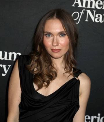 December 4, 2025, New York, New York, USA: SNL cast VERONICA SLOWIKOWSKA seen during the red carpet arrivals for American Museum of Natural History Ã¢â‚¬ËœThe Museum GalaÃ¢â‚¬â ¢ 2025 held at AMNH. New York USA - ZUMAk03_ 20251204_zaf_k03_128 Copyright: xNancyxKaszermanx