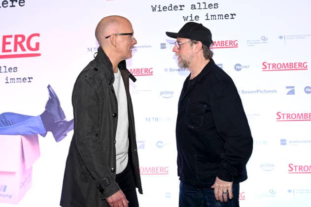Christoph Maria Herbst und Bjarne Mädel bei der Fanpremiere des Kinofilms Stromberg - Wieder alles wie immer im Cinedom. Köln, 04.12.2025