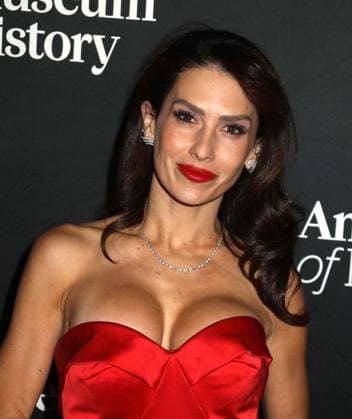 December 4, 2025, New York, New York, USA: HILARIA BALDWIN seen during the red carpet arrivals for American Museum of Natural History Ã¢â‚¬ËœThe Museum GalaÃ¢â‚¬â ¢ 2025 held at AMNH. New York USA - ZUMAk03_ 20251204_zaf_k03_038 Copyright: xNancyxKaszermanx