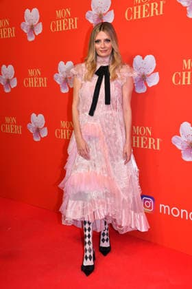 Mischa Barton beim Mon Cheri Barbara Tag Event am 4.12.2025 in der Residenz in Muenchen Mon Cheri Barbara Tag 2025 Event in Muenchen