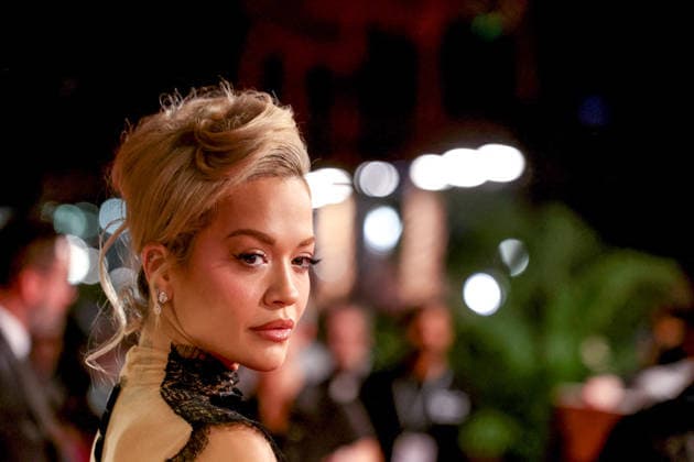 Red Sea Film Festival Opening Ceremony - Jeddah Rita Ora poses on the red carpet during the opening ceremony of the 5th edition of the Red Sea Film Festival in Jeddah, Saudi Arabia, on December 4, 2025. Photo by Balkis Press ABACAPRESS.COM Jeddah Saudi Arabia  Copyright: xBalkisxPress ABACAx