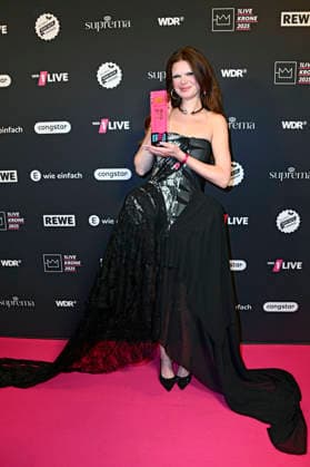 Ikkimel bei der 26. Verleihung der 1Live Krone 2025 im Lokschuppen. Bielefeld, 04.12.2025