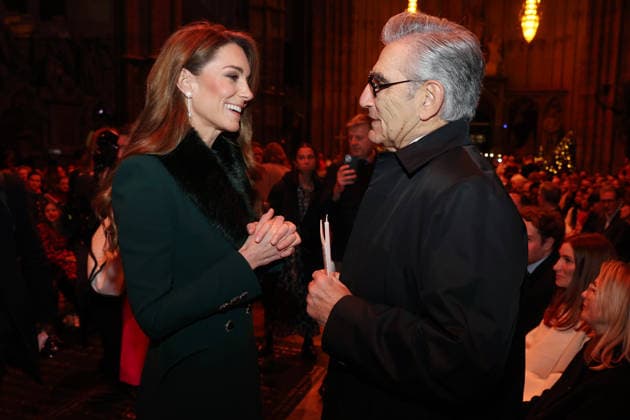 Members Of The Royal Family Attend The Together At Christmas Carol Service LONDON, ENGLAND - DECEMBER 05: Catherine, Princess of Wales speaks with Eugene Levy at the Together At Christmas Carol Service at Westminster Abbey on December 05, 2025 in London, England. Led by The Princess and supported by The Royal Foundation, the annual event offered a chance to pause and reflect on the values of love, compassion, and the connections we share. The service also highlighted remarkable individuals from across the UK who have demonstrated extraordinary kindness, empathy, and support within their communities., Credit:Chris Jackson Avalon United Kingdom, England, London, Westminster Abbey Copyright: xChrisxJacksonx xAvalonx 1056772889