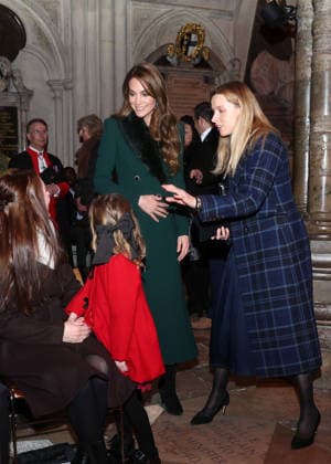Members Of The Royal Family Attend The Together At Christmas Carol Service LONDON, ENGLAND - DECEMBER 05: Catherine, Princess of Wales speaks with guests at the Together At Christmas Carol Service at Westminster Abbey on December 05, 2025 in London, England. Led by The Princess and supported by The Royal Foundation, the annual event offered a chance to pause and reflect on the values of love, compassion, and the connections we share. The service also highlighted remarkable individuals from across the UK who have demonstrated extraordinary kindness, empathy, and support within their communities., Credit:Chris Jackson Avalon United Kingdom, England, London, Westminster Abbey Copyright: xChrisxJacksonx xAvalonx 1056773610