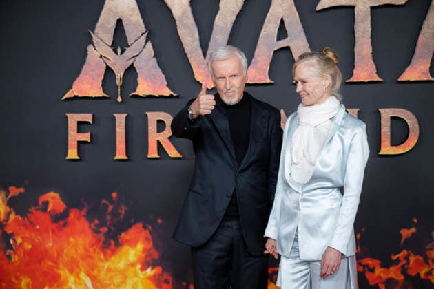 « Avatar: Fire And Ash » European Premiere - Paris James Cameron and Suzy Amis Cameron attends the Avatar: Fire And Ash European Premiere on December 05, 2025 in Boulogne-Billancourt, near Paris, France. Photo by Eliot Blondet ABACAPRES.COM Paris France France  Copyright: xBlondetxEliot ABACAx
