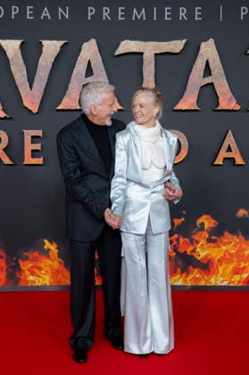 « Avatar: Fire And Ash » European Premiere - Paris James Cameron and Suzy Amis Cameron attends the Avatar: Fire And Ash European Premiere on December 05, 2025 in Boulogne-Billancourt, near Paris, France. Photo by Eliot Blondet ABACAPRES.COM Paris France France  Copyright: xBlondetxEliot ABACAx