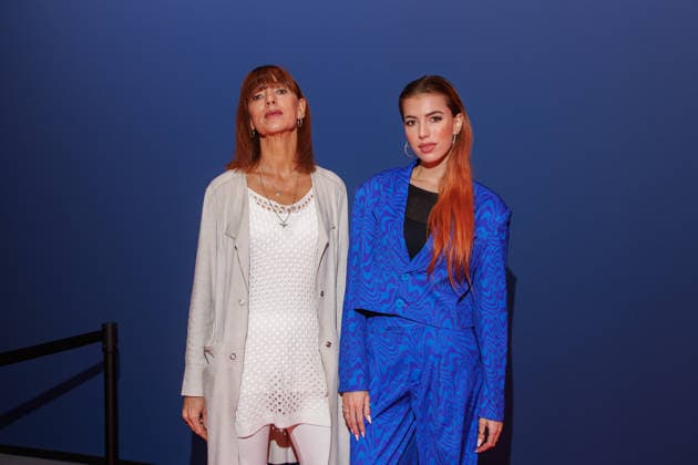 Premiere - POLAR EXPERIENCE - Die Immersive Ausstellung über die Arktis und Antarktis - Katrin Gömann-Elsner und Luisa Lulu Gömann bei der Weltpremiere von POLAR EXPERIENCE - Die Immersive Ausstellung über die Arktis und Antarktis in der Arena Berlin am 05.12.2025. Copyright: xEventpressxKochanx