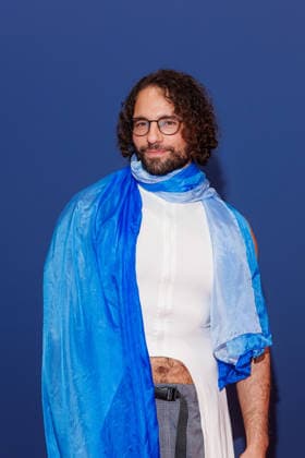 Premiere - POLAR EXPERIENCE - Die Immersive Ausstellung über die Arktis und Antarktis - Bastian Castillo bei der Weltpremiere von POLAR EXPERIENCE - Die Immersive Ausstellung über die Arktis und Antarktis in der Arena Berlin am 05.12.2025. Copyright: xEventpressxKochanx