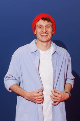 Premiere - POLAR EXPERIENCE - Die Immersive Ausstellung über die Arktis und Antarktis - Julian Janssen (Checker Julian) bei der Weltpremiere von POLAR EXPERIENCE - Die Immersive Ausstellung über die Arktis und Antarktis in der Arena Berlin am 05.12.2025. Copyright: xEventpressxKochanx