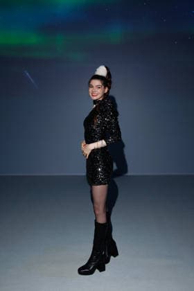 Premiere - POLAR EXPERIENCE - Die Immersive Ausstellung über die Arktis und Antarktis - Klaudia Giez bei der Weltpremiere von POLAR EXPERIENCE - Die Immersive Ausstellung über die Arktis und Antarktis in der Arena Berlin am 05.12.2025. Copyright: xEventpressxKochanx