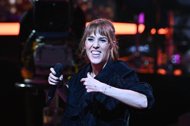 The Telethon show in Paris FA French songer Zaz performs during the Telethon show on France Television in Paris on December 5, 2025. Photo by Firas Abdullah ABACAPRESS.COM Paris Ile-de-France France  Copyright: xAbdullahxFiras ABACAx