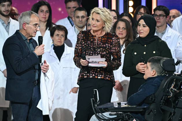 The Telethon show in Paris FA Researcher Serge Braun speaks during the Telethon show on France Television in Paris on December 5, 2025. Photo by Firas Abdullah ABACAPRESS.COM Paris Ile-de-France France  Copyright: xAbdullahxFiras ABACAx