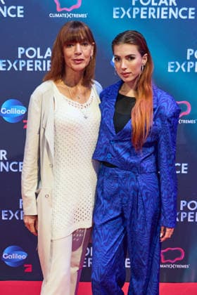 Katrin Goemann Elsner und Luisa Lulu Goemann -Eroeffnung der Ausstellung POLAR EXPERIENCE- Die Immersive Ausstellung ueber die Arktis und Antarktis in der Arena Berlin am 05.12.2025. Eroeffnung Polar Experience