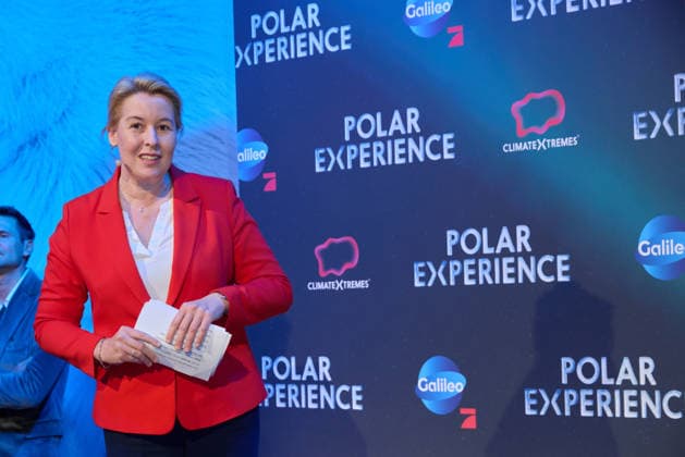 Franziska Giffey -Eroeffnung der Ausstellung POLAR EXPERIENCE- Die Immersive Ausstellung ueber die Arktis und Antarktis in der Arena Berlin am 05.12.2025. Eroeffnung Polar Experience