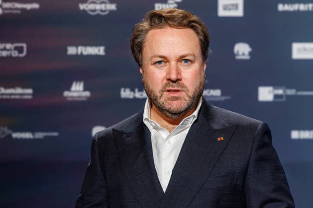 05.12.2025. Düsseldorf. Tag 2 am Rande der Verleihung 18. Deutscher Nachhaltigkeitspreis im Maritim Hotel. Hier: Daniel Harrich (Regisseur und Filmproduzent) Düsseldorf Maritim Hotel Nordrhein-Westfalen Deutschland