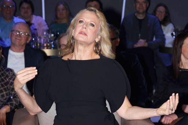 Barbara Schöneberger bei der Aufzeichnung der NDR Talk Show im NDR Fernsehstudio Lokstedt. Hamburg, 05.12.2025