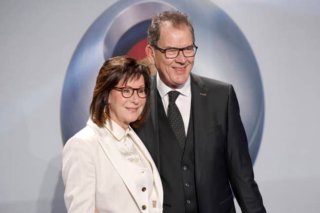 Gerd Müller mit Ehefrau Gertie Müller-Hoorens bei der Verleihung des 18. Deutschen Nachhaltigkeitspreises 2025 im Maritim Hotel. Düsseldorf, 05.12.2025