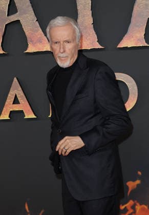 James Cameron Avant première du film Avatar Fire and Ash Avatar de Feu et de Cendres à la Seine Musicale de Boulogne Billancourt le 5 décembre 2025 Coadic Guirec Bestimage Preview screening of the film Avatar Fire and Ash at the Seine Musicale in Boulogne Billancourt on December 5, 2025 Paris France  Copyright: xCOADICxGUIRECx xBESTIMAGExCOADICxGUIRECx xBESTIMAGEx