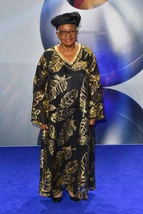 ABBduesseldorf: Ngozi Okonjo-Iweala is the seventh Director-General of the WTO zu Gast auf dem blauen Teppich bei der 18.Verleihung Deutscher Nachhaltigkeitspreis 2025 im Maritim Hotel am 05.12.2025 NRW Deutschland