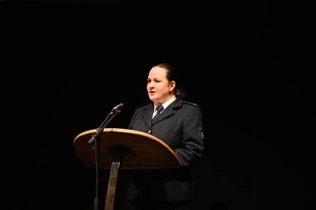 Anja Weigel bei der Feierstunde zur Verleihung des Meridian des Ehrenamtes im Gerhart-Hauptmann-Theater Görlitz. Görlitz, 05.12.2025 Copyright: xMatthiasxWehnertx