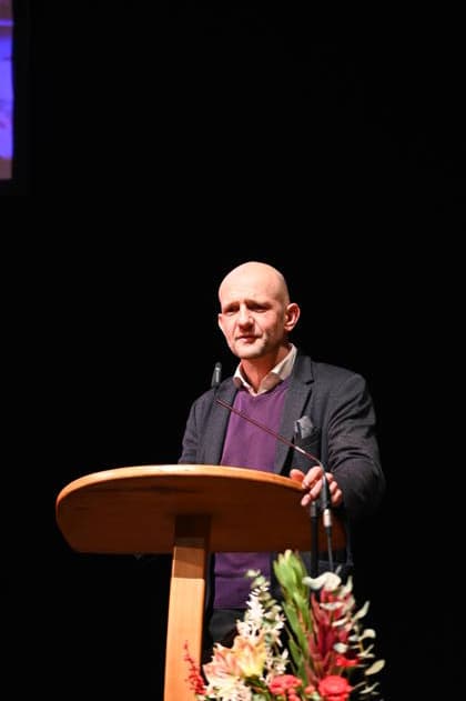 Stephan Meyer bei der Feierstunde zur Verleihung des Meridian des Ehrenamtes im Gerhart-Hauptmann-Theater Görlitz. Görlitz, 05.12.2025 Copyright: xMatthiasxWehnertx