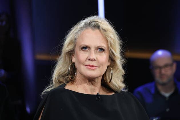 Barbara Schöneberger moderiert die NDR Talk Show am 5.12.2025, Fototermin vor der Sendung im 3. Programm des NDR Fernsehen im Fernsehstudio Hamburg Lokstedt
