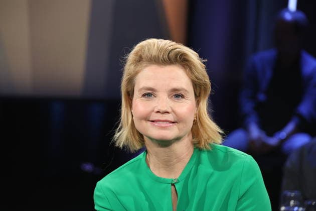 Annette Frier, Schauspielerin, zu Gast in der NDR Talk Show am 5.12.2025, Fototermin vor der Sendung im 3. Programm des NDR Fernsehen im Fernsehstudio Hamburg Lokstedt