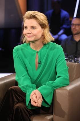 Annette Frier, Schauspielerin, zu Gast in der NDR Talk Show am 5.12.2025, Fototermin vor der Sendung im 3. Programm des NDR Fernsehen im Fernsehstudio Hamburg Lokstedt