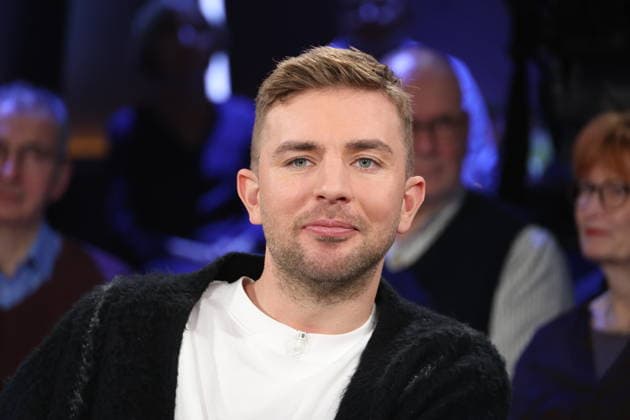 Christoph Kramer, Fußball-Weltmeister und Autor, zu Gast in der NDR Talk Show am 5.12.2025, Fototermin vor der Sendung im 3. Programm des NDR Fernsehen im Fernsehstudio Hamburg Lokstedt