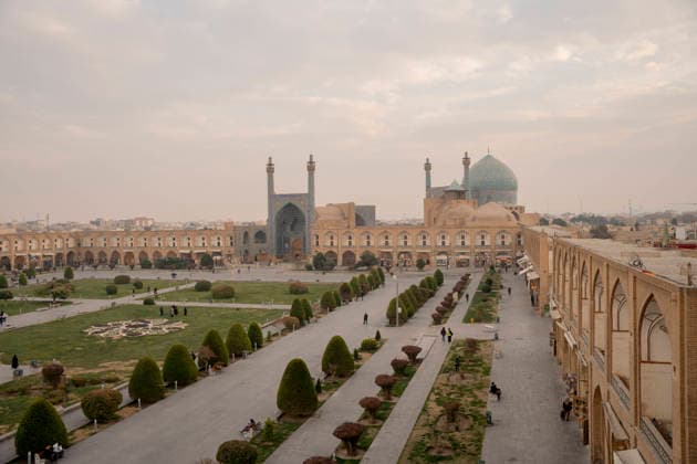 Zayanderud Riverbed Dries Up Zayanderud Riverbed Dries Up A view shows Naqsh-e Jahan Square, along with the Shah Mosque located on its southern side, in Isfahan, Iran, on December 1, 2025. The square was built during the Safavid Empire and is registered as a UNESCO World Heritage Site. Isfehan Isfehan Iran Copyright: xHozix Isfehan Isfehan Iran Copyright: xIMAGO Hozix