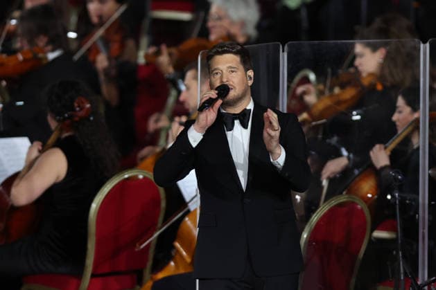 Vatican City, Italy - December 6, 2025: Michael Steven Buble performs in concert before the Pope. Pope Leo XIV attends the concert for the poor with Canadian singer Michael Steven Buble and Serena Autieri held in the Paul VI Hall in the Vatican.  Copyright: xmarcoxiacobuccix xipa-agency.netx xmarcoxiacobuccix IPA_Agency_IPA68834451