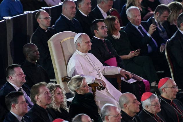 December 6, 2025, Rome, Rome, Italy: Pope Leo XIV attends the concert for the poor with Canadian singer Michael Steven Buble and Serena Autieri held in the Paul VI Hall in the Vatican. Vatican City 06 12 2025 Rome Italy  - ZUMAa289 20251206_zia_a289_062 Copyright: xMariaxLauraxAntonellix