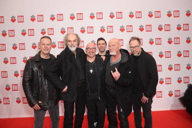 Spengala - Ein Herz für Kinder 2025 - Axel Stosberg (Santiano), Hans-Timm Hinrichsen (Santiano), Kevin Sacre und Björn Both (Santiano) bei der TV-Spendengala Ein Herz für Kinder im Studio Adlershof am 06.12.2025 in Berlin. Copyright: xEventpressxKochanx