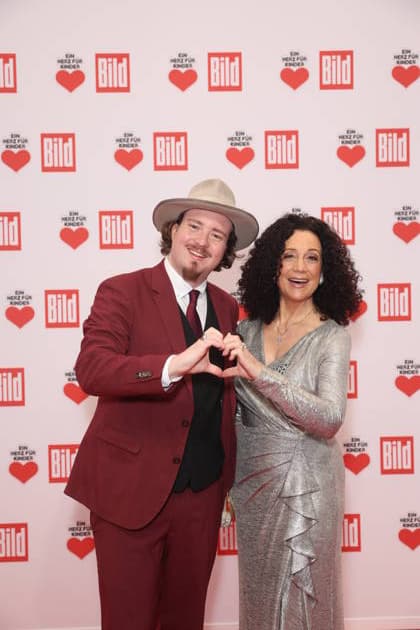 Spengala - Ein Herz für Kinder 2025 - Nikolaus Fortell und Barbara Wussow bei der TV-Spendengala Ein Herz für Kinder im Studio Adlershof am 06.12.2025 in Berlin. Copyright: xEventpressxKochanx