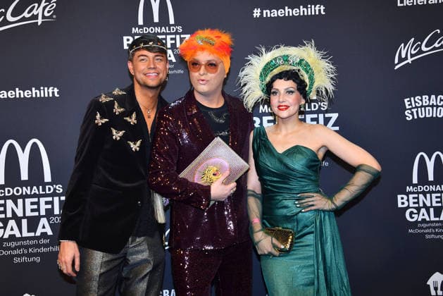 Marcell Damaschke, Julian F.M. Stoeckel und Pauline Stolze bei der Benefiz Gala zugunsten der McDonalds Kinderhilfe Stiftung am 6.12.2025 in Muenchen McDonalds Benefiz Gala 2025 in Muenchen