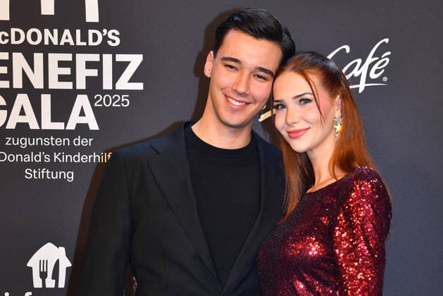 Diego Pooth und Louisa Buescher bei der Benefiz Gala zugunsten der McDonalds Kinderhilfe Stiftung am 6.12.2025 in Muenchen McDonalds Benefiz Gala 2025 in Muenchen