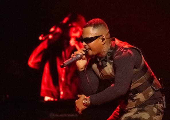 06.12.2025, xlakx, Entertainment Musik, Luciano Still Human Tour 2025 v.l. Der Rapper Luciano (buergerll. Patrick Großmann) steht bei seiner Still Human Tour 2025 auf der Buehne in der Uber Arena Berlin. Berlin