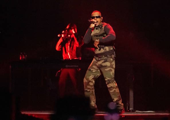 06.12.2025, xlakx, Entertainment Musik, Luciano Still Human Tour 2025 v.l. Der Rapper Luciano (buergerll. Patrick Großmann) steht bei seiner Still Human Tour 2025 auf der Buehne in der Uber Arena Berlin. Berlin